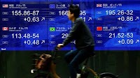 Japan faces a tough tug-of-war with yen bears