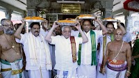 “MANAGUDI SARE” GETS THE DIVINE BLESSINGS