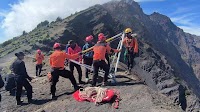 Another Foreign Hiker Injured in Fall on Mount Rinjani