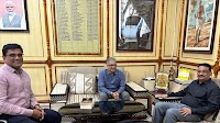 SCR Official reviews personnel department, meets with union leaders