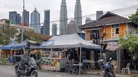 Malaysia Interest Rate Cut Bets Mount as Tariff Shock Dims Growth Outlook