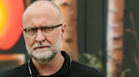 Bob Mould Announces First New Album Since 2020, ‘Here We Go Crazy’