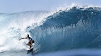 Makai McNamara pulled unresponsive from Pipeline in dramatic rescue