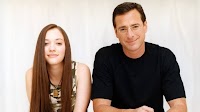 Kat Dennings Fondly Remembers ‘Raising Dad’ Co-Star Bob Saget: “Very Protective Of Me”