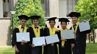 UGM Students Make Bee Venom Gel to Cure Gum Surgery Wound