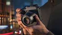 Hasselblad Announces X2D II 100C Medium Format Camera and XCD 35–100mm f/2.8–4 Lens