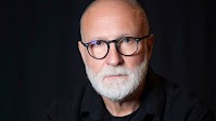 Bob Mould Announces Tour and New Album Here We Go Crazy , Shares Video: Watch
