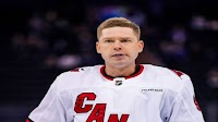 Evgeny Kuznetsov left the NHL for KHL and now leaves KHL for the NHL?
