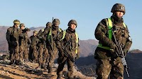 Gunshots fired as North Korean soldiers attempt to cross South Korean border