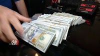 Dollar prices drop in Baghdad and Erbil at closure - Shafaq News