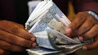 Remittance time as Pakistani rupee hits 19-month low against US Dollar