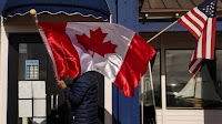 B.C.-U.S. border town store offers low exchange rate to lure shoppers this Easter