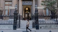 Milei Intervenes in Currency Market Despite Letting Argentine Peso Float