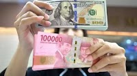 Rupiah Falls as US Tariff Concerns Weigh on Investor Sentiment