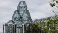 Magnate Bob Rennie Donates $22.8m Worth of Art to National Gallery Canada