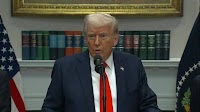 Canada, Mexico Currencies Drop as Trump Confirms Tariffs