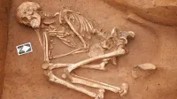 Skeleton of Bronze Age woman discovered in U.K.