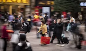 China Holiday Travel Booms in Sign of Consumer Sentiment Rebound