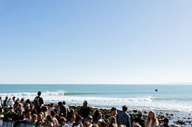 Swell a caminho em Raglan