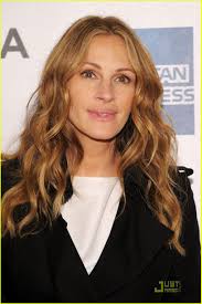 About this photo set: Julia Roberts attends the premiere of Jesus Henry Christ during the 2011 Tribeca Film Festival at the BMCC Tribeca PAC on Saturday ... - julia-roberts-jesus-henry-christ-premiere-10