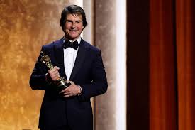 Tom Cruise touts the power of cinema as he accepts honorary Oscar By Reuters