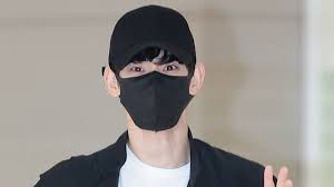 김수현