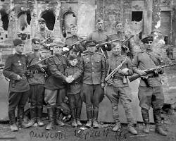 Image of Soviet soldiers in Berlin in 1945