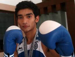 He is the youngest Indian pugilist to qualify for the Olympics but Shiva Thapa was busy ... - 19TH_SHIVA_THAPA_1148653f