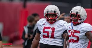 The 3-2-1: Justin Evans’ rare opportunity, Nebraska’s RT battle and Emmett Johnson keeps rising