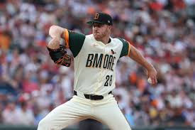 Orioles miss chances, collapse late in 7-6 loss to Braves in extras