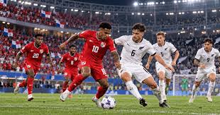 Marcador en vivo Panamá vs Nueva Zelanda: Ben Waine pone a prueba la defensa centroamericana.