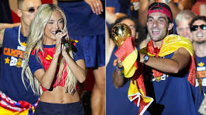 ana mena y ferran torres