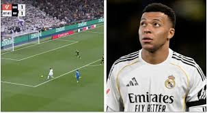 ¡Increíble! Kylian Mbappé falla a puerta vacía contra el Rayo y estrella el balón en el poste