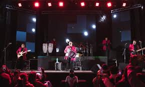 Los Guardianes del Amor llenan de romanticismo la Villa Navideña de Tequisquiapan