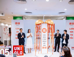 UNIQLO Việt Nam trích doanh thu đóng góp xây dựng mới 2 điểm trường Huổi Khoang (Sơn La) và Tà Chơ (Yên Bái)