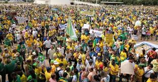 Resultado de imagem para fotos das manifestacoes contra dilma