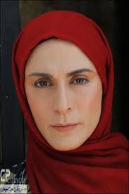 نتیجه تصویری برای گریم آشا محرابی با قیافه دیدنی در فیلم جدید