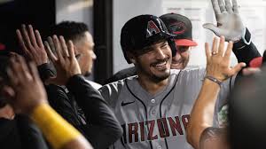 D-backs kick off 'moving month' with big night at the plate