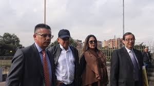 Lucho Herrera Admite Pago a Paramilitares: ¿Busca Evitar Investigación? - Imagen ilustrativa del artículo