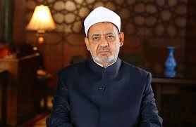 بتوجيهات الإمام الأكبر.. الأزهر يتكفّل بعلاج إمام القبلة الشيخ إبراهيم البهنجاوي بعد إصابته بنزيف في المخ