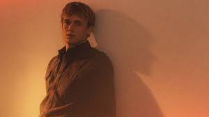 Review: Hudson Westbrook charms on new EP ‘Exclusive’