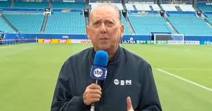 Empresa de Galvão Bueno cobra R$ 40 milhões do SBT na Justiça por dinheiro da Copa