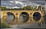 Le pont de la garonne fleuve