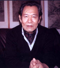 Isang Yun (also spelled Yun I-sang; 17 September 1917 - 3 November 1995) was a Korean-born composer who ... - Yun_Isang_200