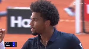 Hot Shot: Fils stays sharp to glide backhand past Nava in Madrid 2026