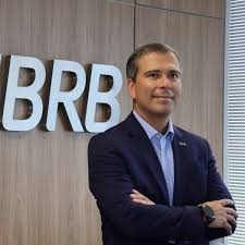PF prende ex-presidente do BRB após detectar pagamento de propina em operação com Banco Master
