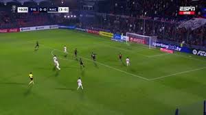 El error del Pity Martínez que terminó en gol de Nacional
