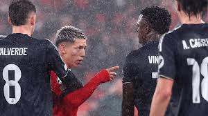 Torcida do Flamengo grita nome de Vini Jr. em jogo contra Prestianni; veja