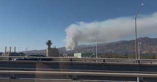 Brush fire burning near Wildwood Canyon in Burbank prompts evacuation orders, warnings