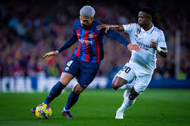"Top Barcelona and Real Madrid players on the list of nominees for La Liga